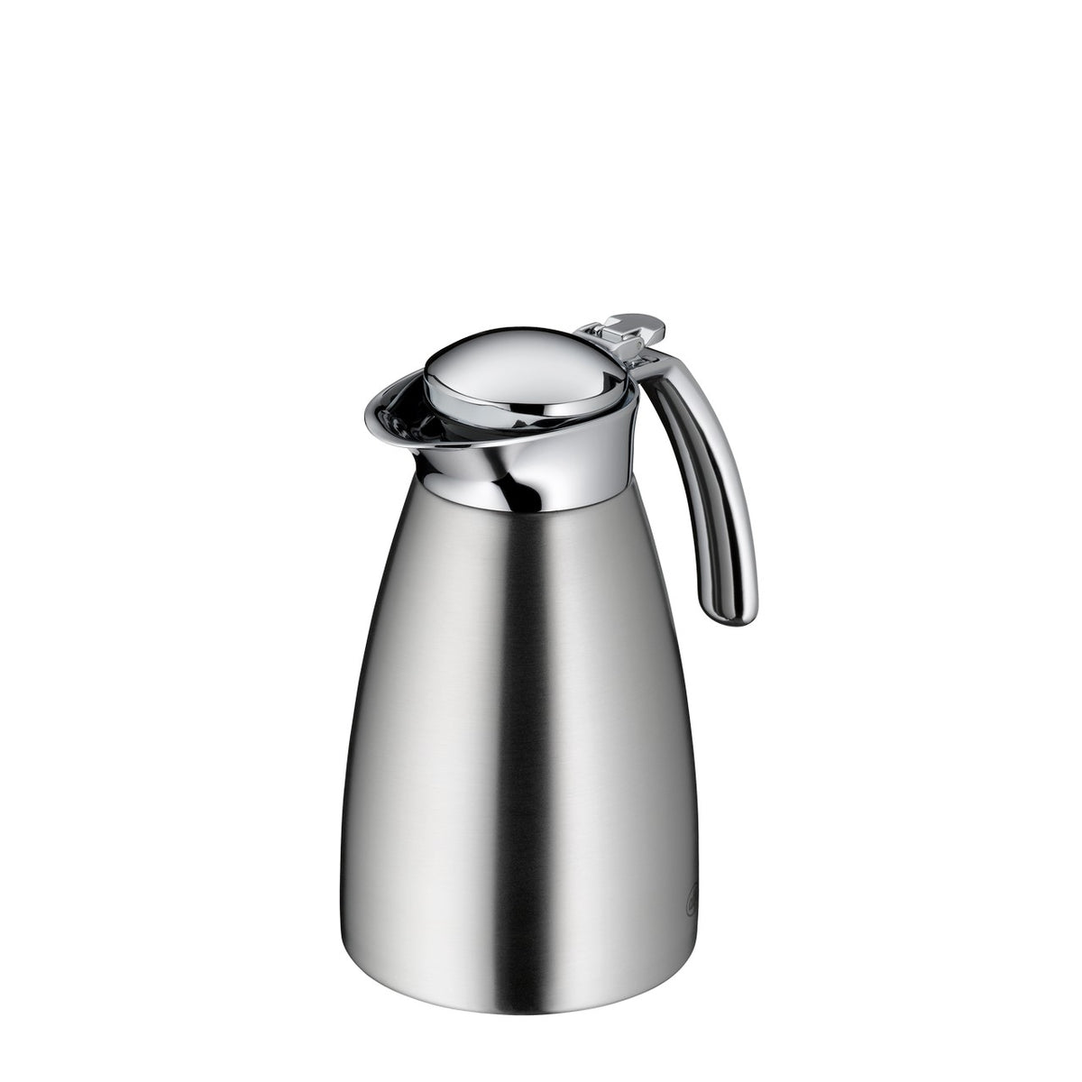 Das Bild zeigt eine schlanke Thermoskanne aus glänzendem Metall. Die Kanne hat einen Deckel und einen gebogenen Henkel. Sie sieht modern und elegant aus.