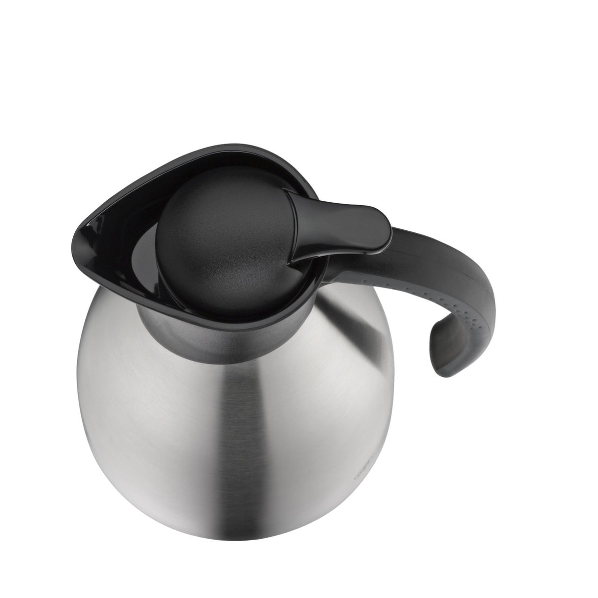 Die silberne, bauchige Kanne hat einen schwarzen, ergonomischen Griff und Deckel. Sie wirkt modern und funktional mit glatter, metallischer Oberfläche. Der Deckel hat offenbar einen Ausgießmechanismus.